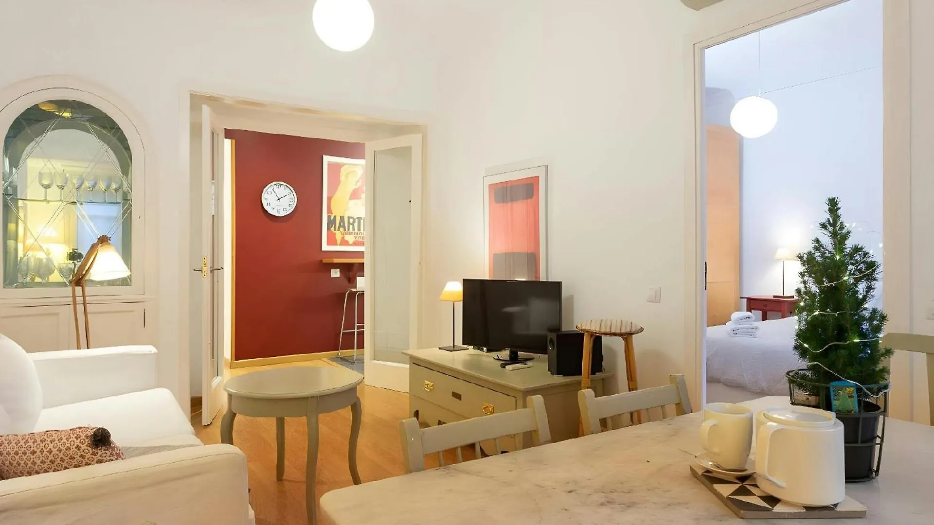 Апартаменты Filmoteca Sarria 1- Wifi Quiet Bright Comfi Барселона