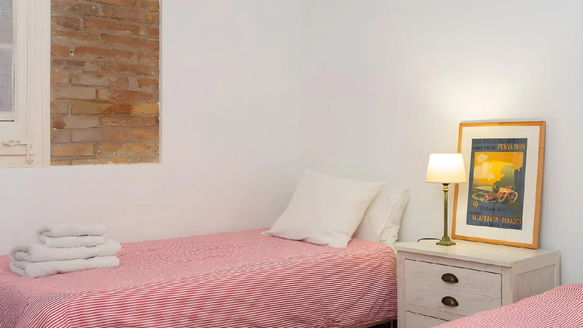 Апартаменты Filmoteca Sarria 1- Wifi Quiet Bright Comfi Барселона 0*,  Испания